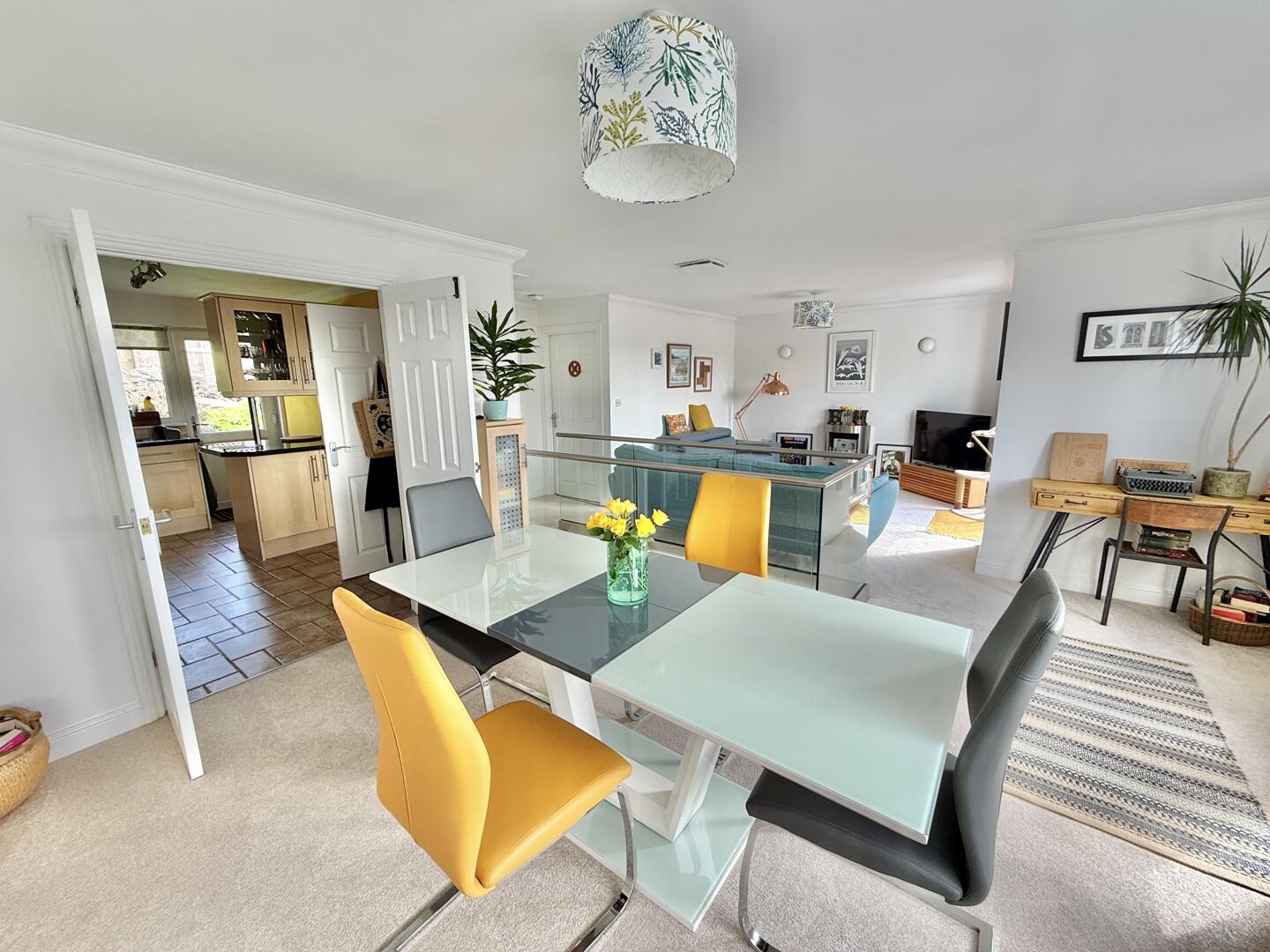 3 bed property in Pennance Parc, Redruth